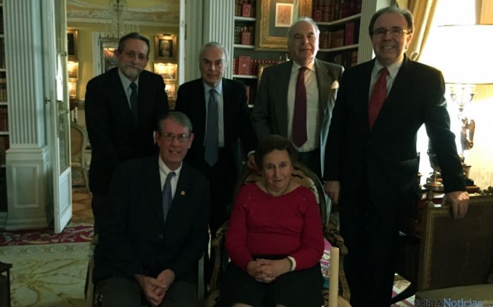 Primera reunión para los encuentros de mayo.