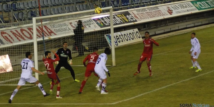 El Numancia no logra la victoria ante el Albacete en un partido sin mayor historia.  / SN
