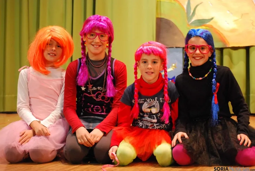 El colorido no ha faltado en el colegio. / SN