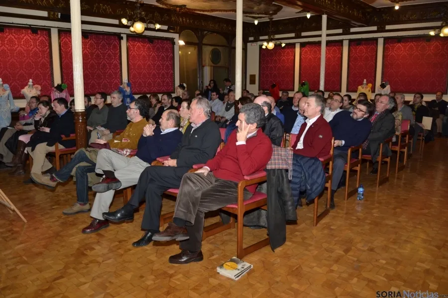 Una de las imágenes del acto de presentación de Libres e Iguales. / SN