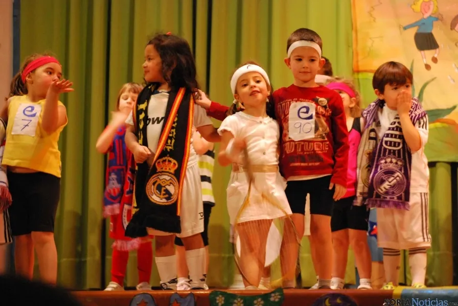 Diversión en Escolapias en la semana de Santa Paula. / SN
