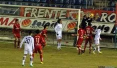 El Numancia no logra la victoria ante el Albacete en un partido sin mayor historia.  / SN