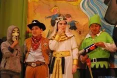 El colorido no ha faltado en el colegio. / SN
