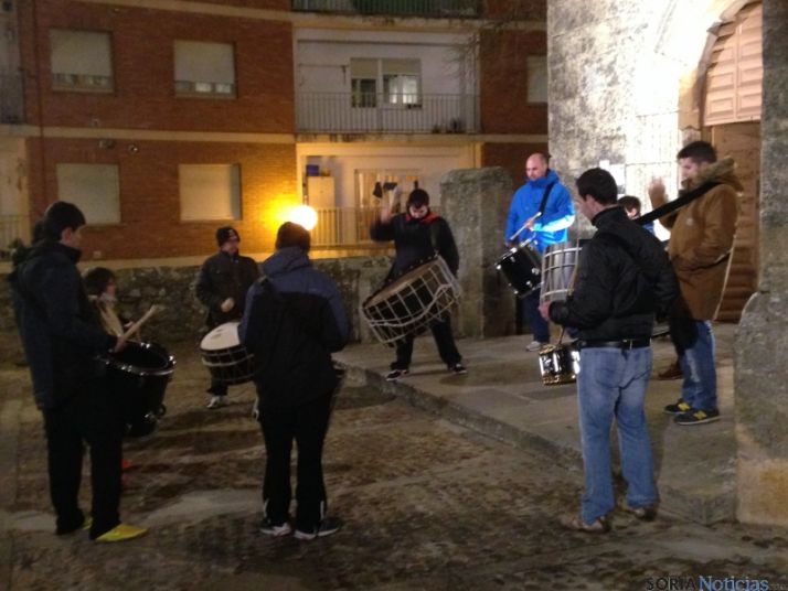 Cofradía de la Flagelación del Señor ensayando