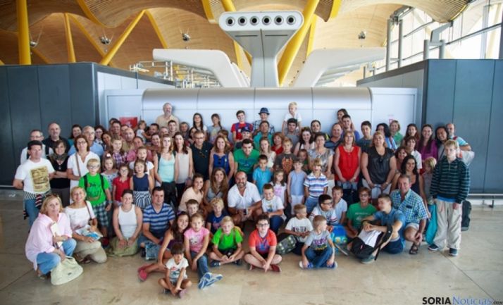 Despedida a los niños ucranianos de Ven con Nosotros, en Barajas el agosto pasado. 