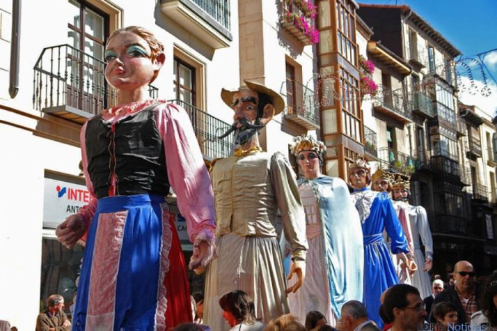 Cabezudos protagonistas del carnaval. / SN