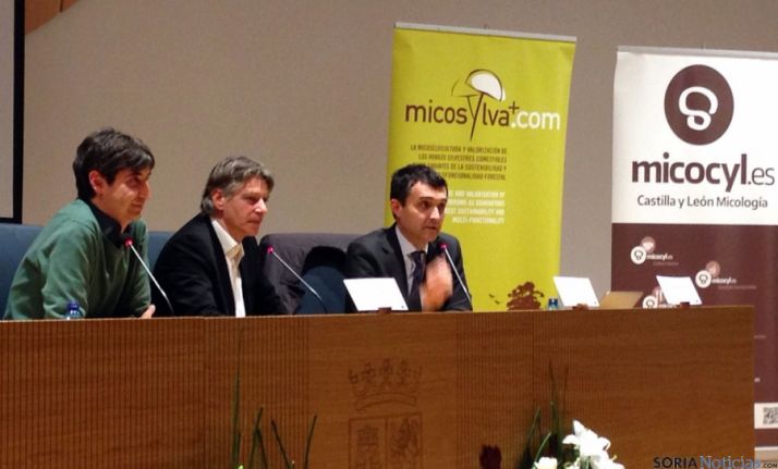 Tournayre, entre Oliach y Peña (dcha.). 