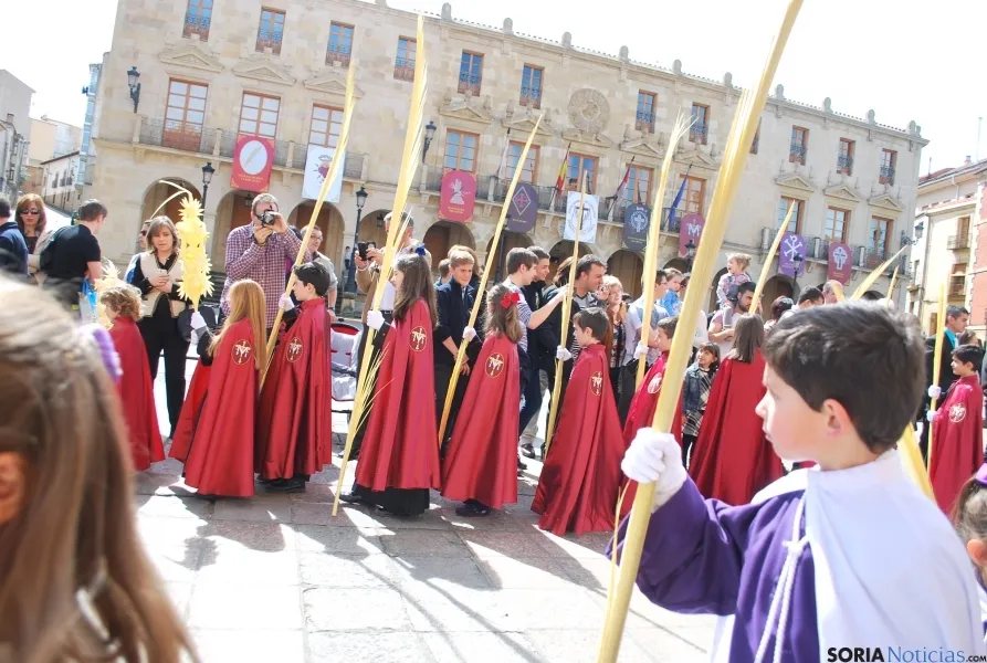 Una imagen de la multitudinaria procesión de la 'Borriquilla'. / SN