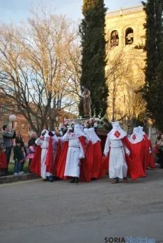 Uno de los distintos momentos de la procesión. / SN