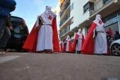 Uno de los distintos momentos de la procesión. / SN