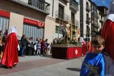 Una imagen de la multitudinaria procesión de la 'Borriquilla'. / SN