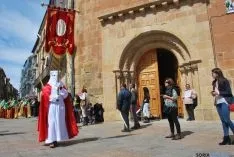 Una imagen de la multitudinaria procesión de la 'Borriquilla'. / SN