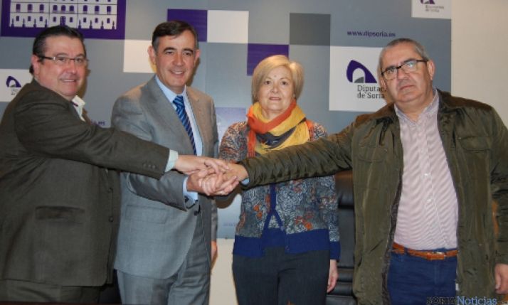 Firma convenios en Diputación