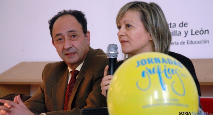 Manuel López y Teresa Pacho en la inauguración de las jornadas. / Jta