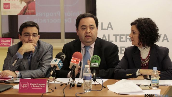 Óscar Sánchez (izda.), Rafael Delgado y Águeda Arranz. 