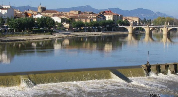 El río Ebro a su paso por Miranda de Ebro