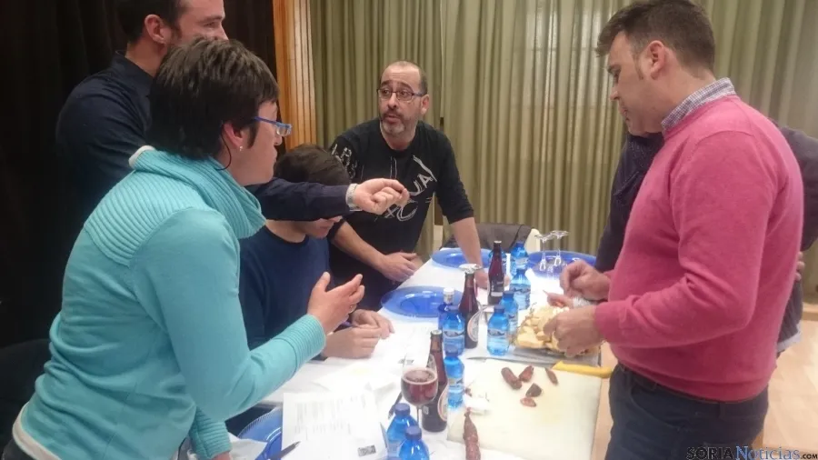 Foto 2 - Embutidos Z y C&aacute;rnicas Arche, ganadores del concurso 'Mejor chorizo del mundo'