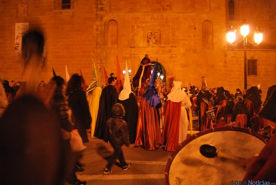 La multitudinaria procesión del Miércoles Santo. / SN