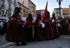 La multitudinaria procesión del Miércoles Santo. / SN