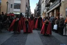 La multitudinaria procesión del Miércoles Santo. / SN
