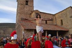 Representación Vía Crucis en Molinos de Duero