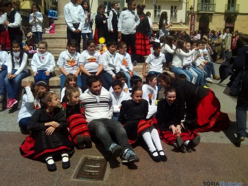 Foto 11 - Los alumnos del San Jos&eacute; celebran su particular Domingo de Calderas