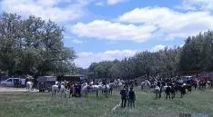 Aspecto de Cañada Honda, con la concentración de caballistas