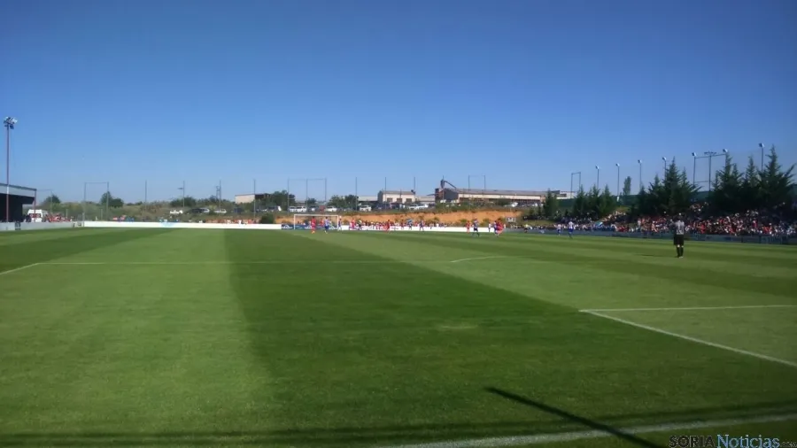 Foto 2 - El Numancia B no puede con el Izarra y termina el sue&ntilde;o de ascender a Segunda B
