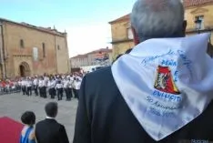 La llegada de los doce jurados al ayuntamiento. / SN