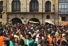 Caluroso arranque de Las Bailas este lunes sanjuanero. / SN