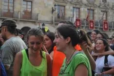Caluroso arranque de Las Bailas este lunes sanjuanero. / SN