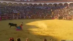 Foto 23 - Marcos P&eacute;rez es el triunfador de la novillada del Viernes de Toros de la tarde