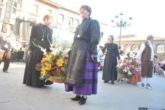 La ofrenda de flores el viernes en Ágreda. / SN