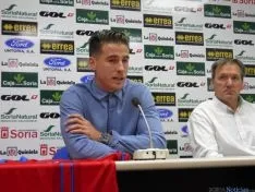 Presentación Dani Aquino
