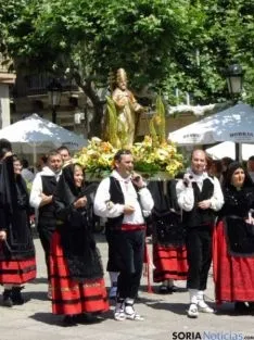La Cruz y San Pedro