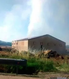 El humo ha alarmado a los vecinos. / SN