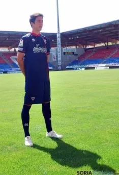 La nueva equipación del CD Numancia. / SN