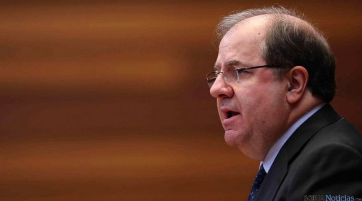 Juan Vicente Herrera, este jueves en las Cortes regionales. / @PopularesCyL