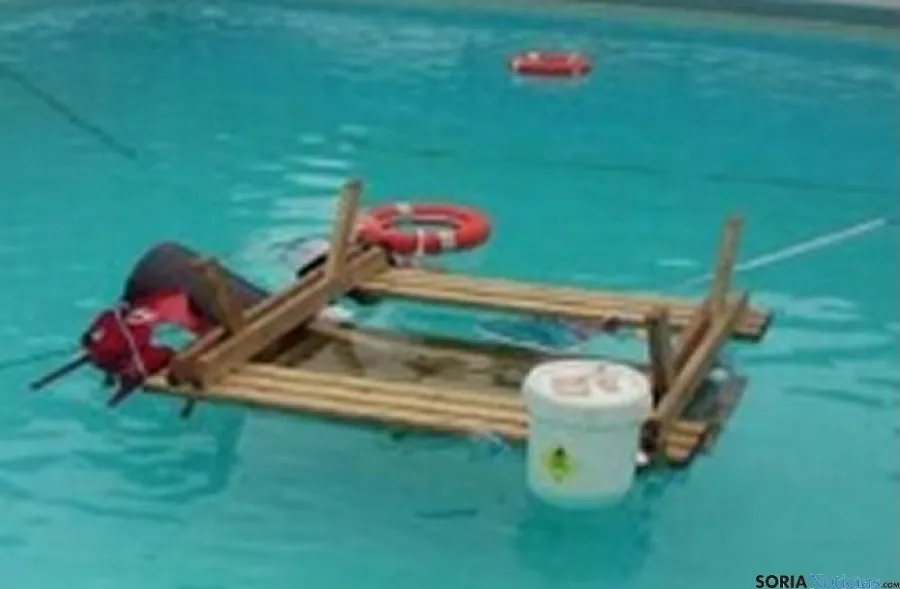 Material lanzado a la piscina/Ayto Ágreda