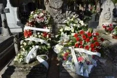 Tumba de José Pablo Redondo Lagüera en El Burgo.