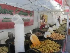 Los puestos alimenticios esta mañana. SN