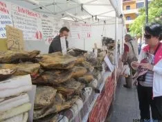 Los puestos alimenticios esta mañana. SN