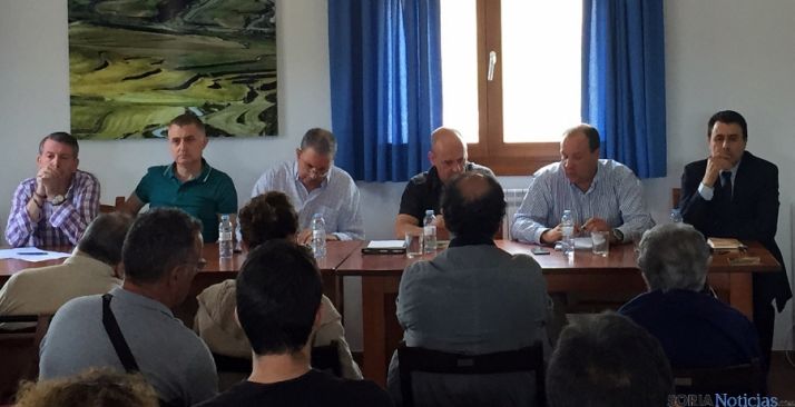 Los ponentes en el debate de este sábado. / SN