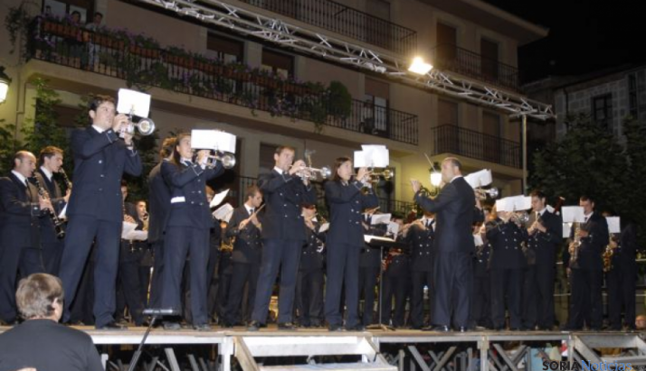 La banda durante un concierto en Soria.