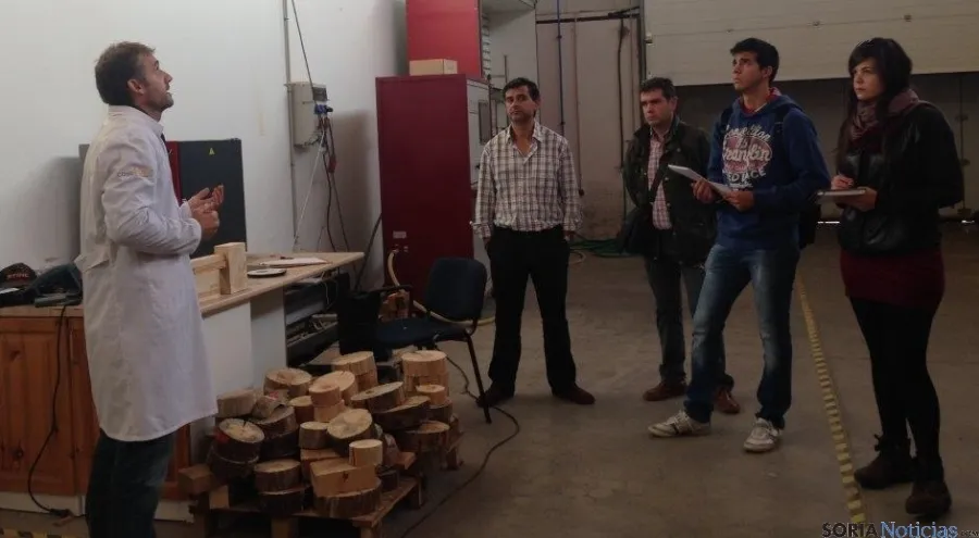 Visita universitarios a Cesefor