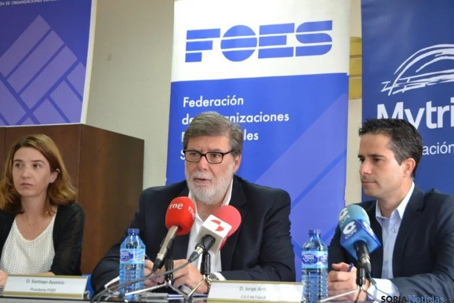 Firma del convenio FOES Mytriple A