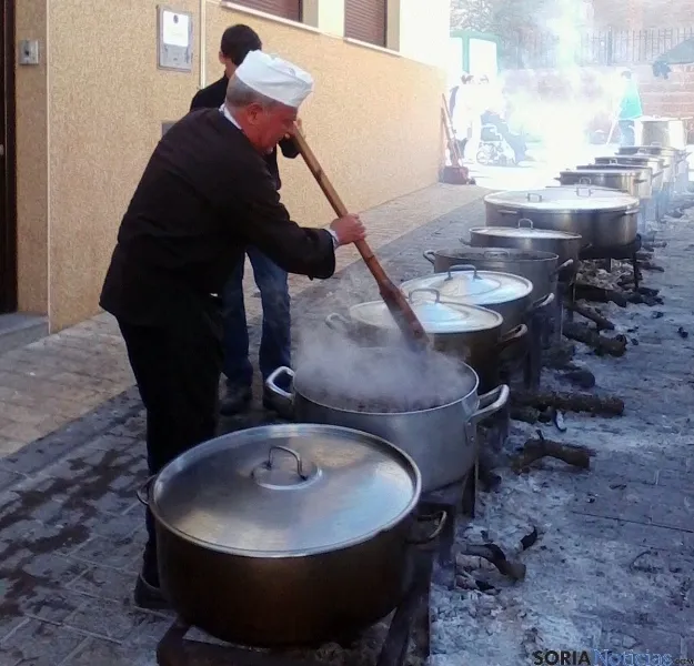 Imagen de la comida popular en Ólvega. / SN