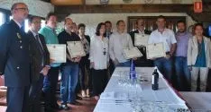 Los funcionarios y las autoridades. / SN