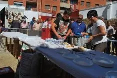 Buen ambiente en La Chata este domingo. / SN