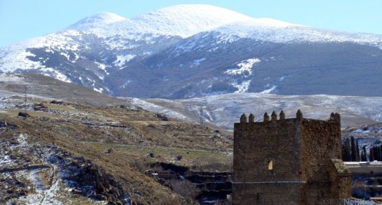Vista invernal del Moncayo en Ágreda. 